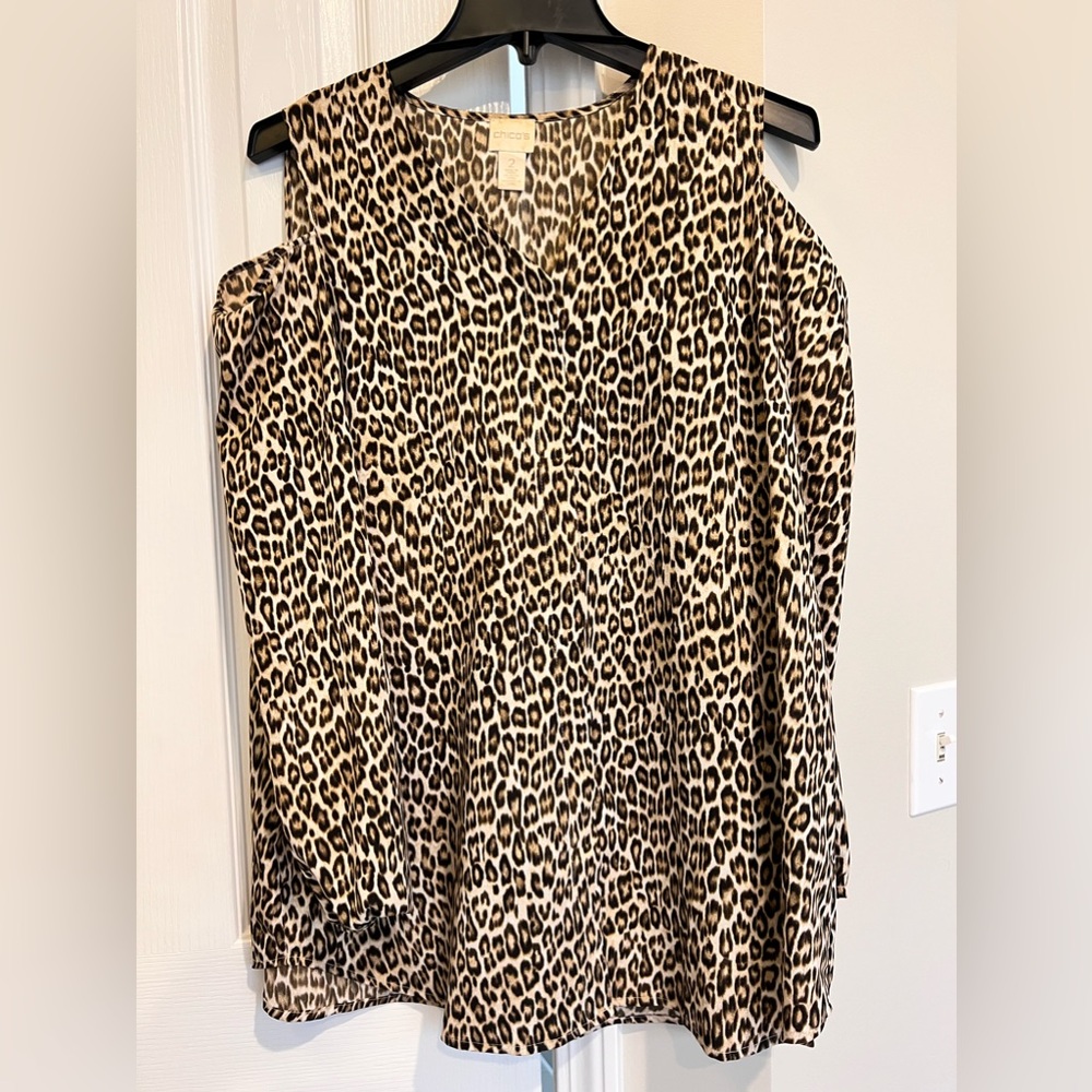 Chicos Animal Print Open Shoulder Blouse.  Great condition.